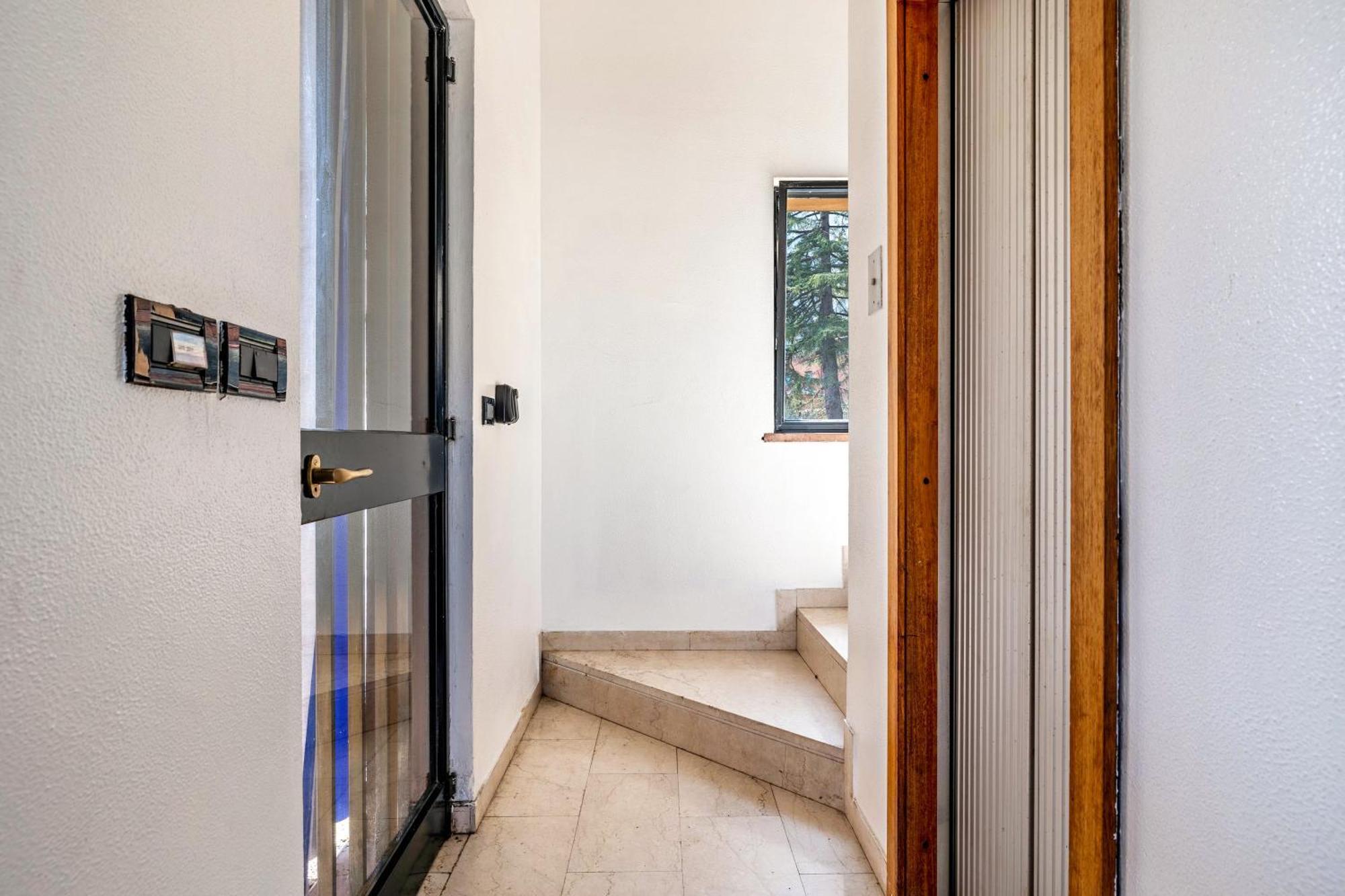Casa Sara With Swimming Pool Apartamento Riva del Garda Exterior foto