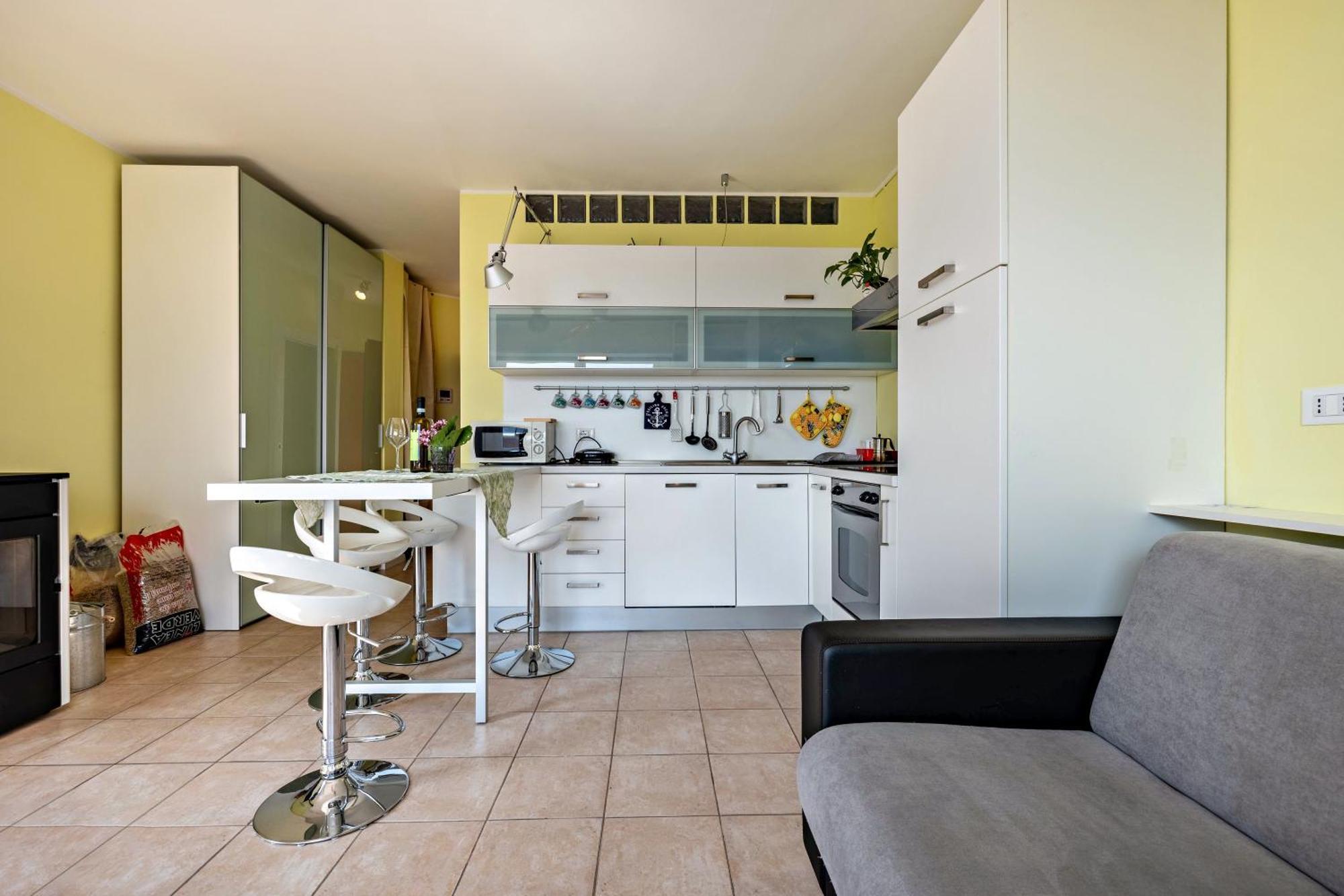 Casa Sara With Swimming Pool Apartamento Riva del Garda Exterior foto
