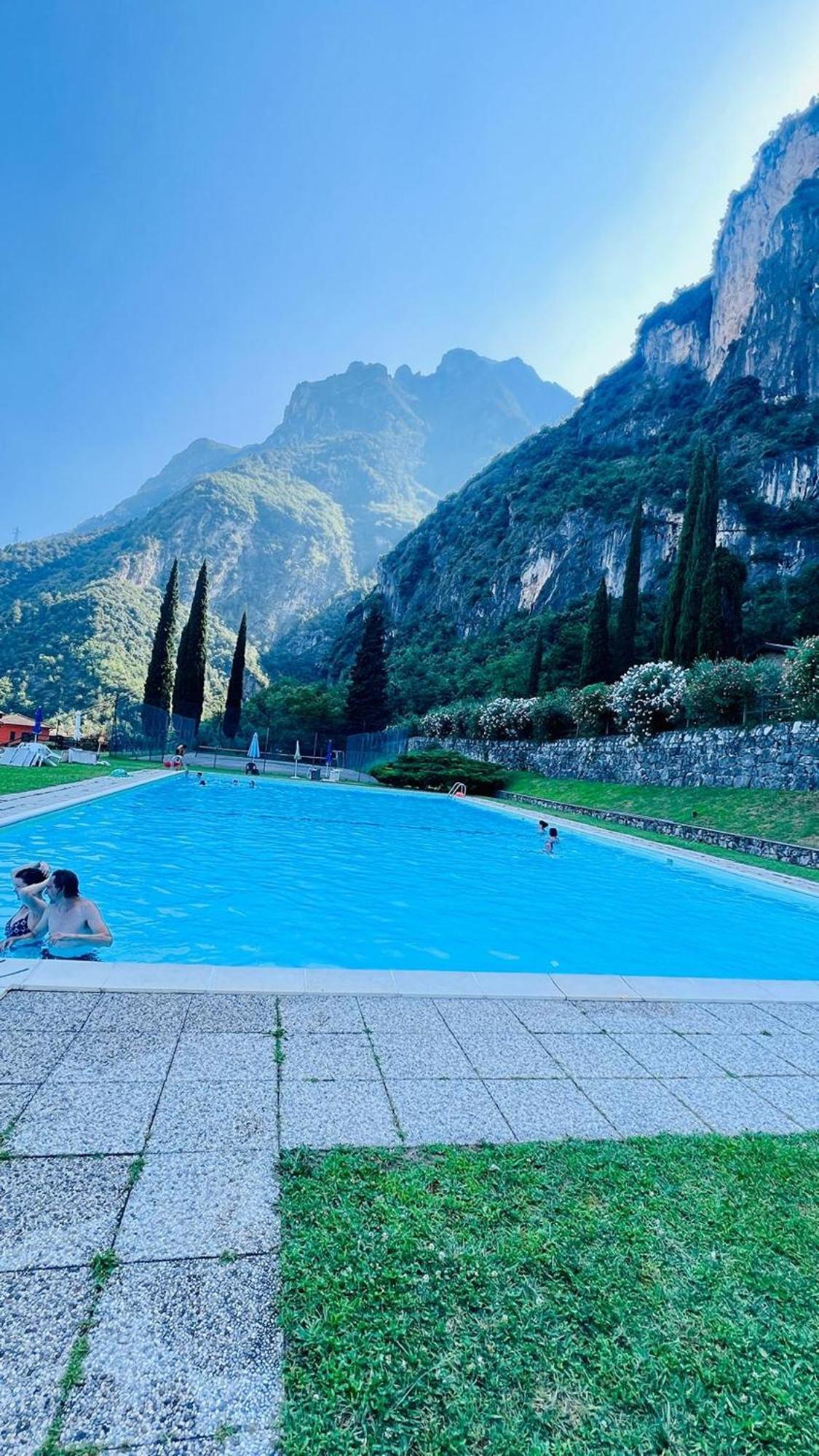 Casa Sara With Swimming Pool Apartamento Riva del Garda Exterior foto