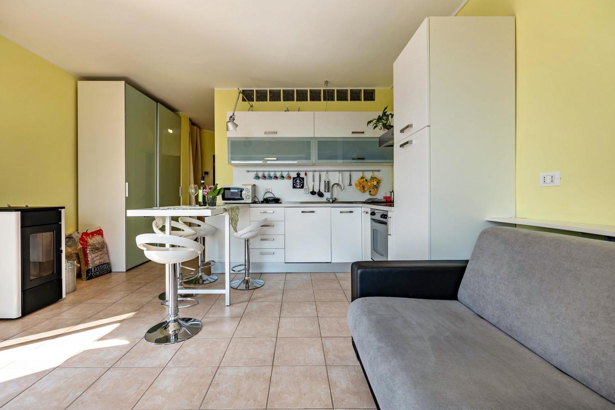Casa Sara With Swimming Pool Apartamento Riva del Garda Exterior foto