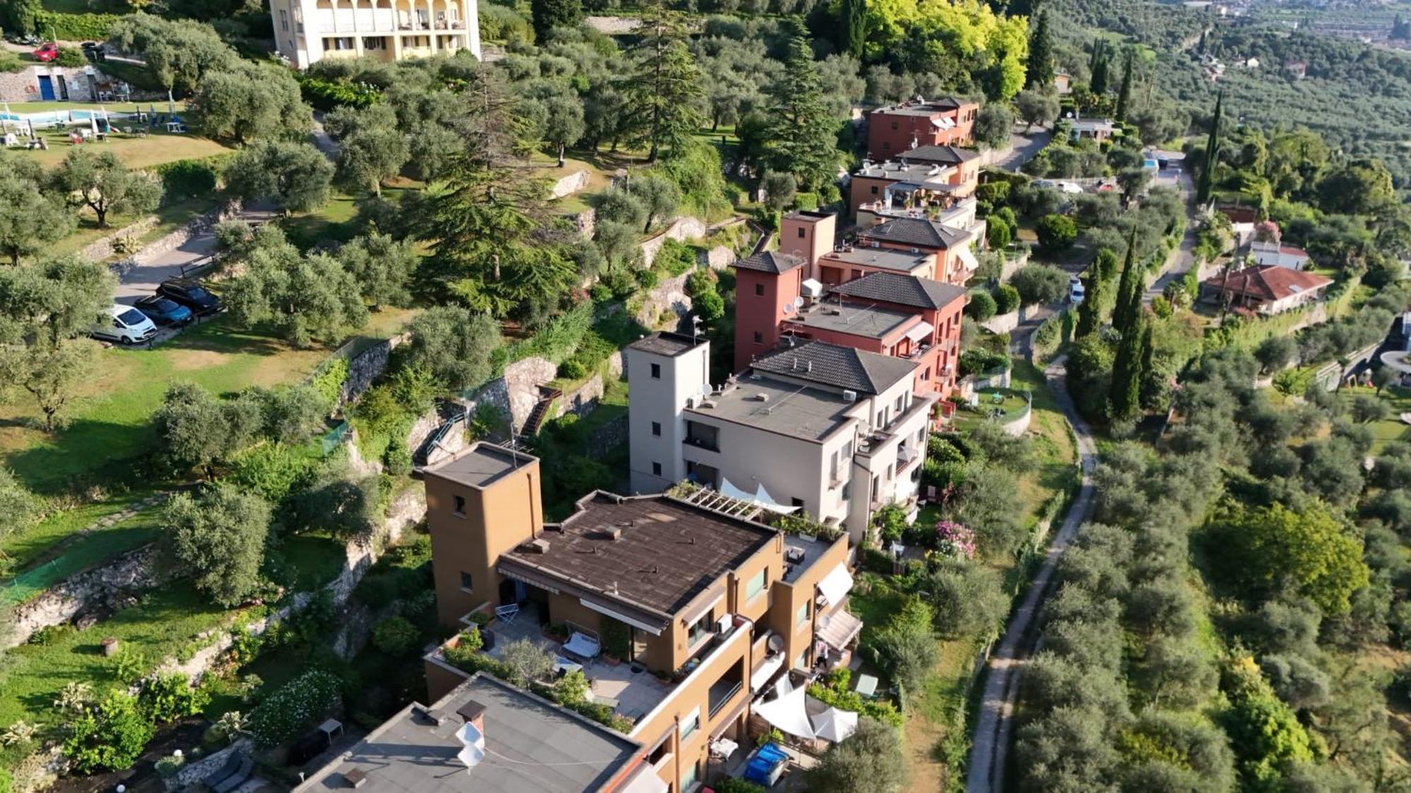Casa Sara With Swimming Pool Apartamento Riva del Garda Exterior foto