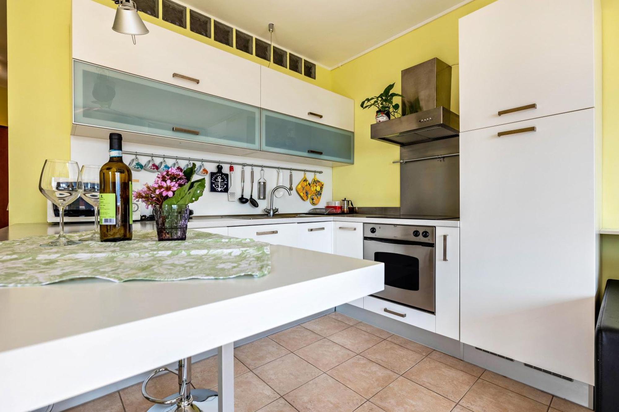 Casa Sara With Swimming Pool Apartamento Riva del Garda Exterior foto