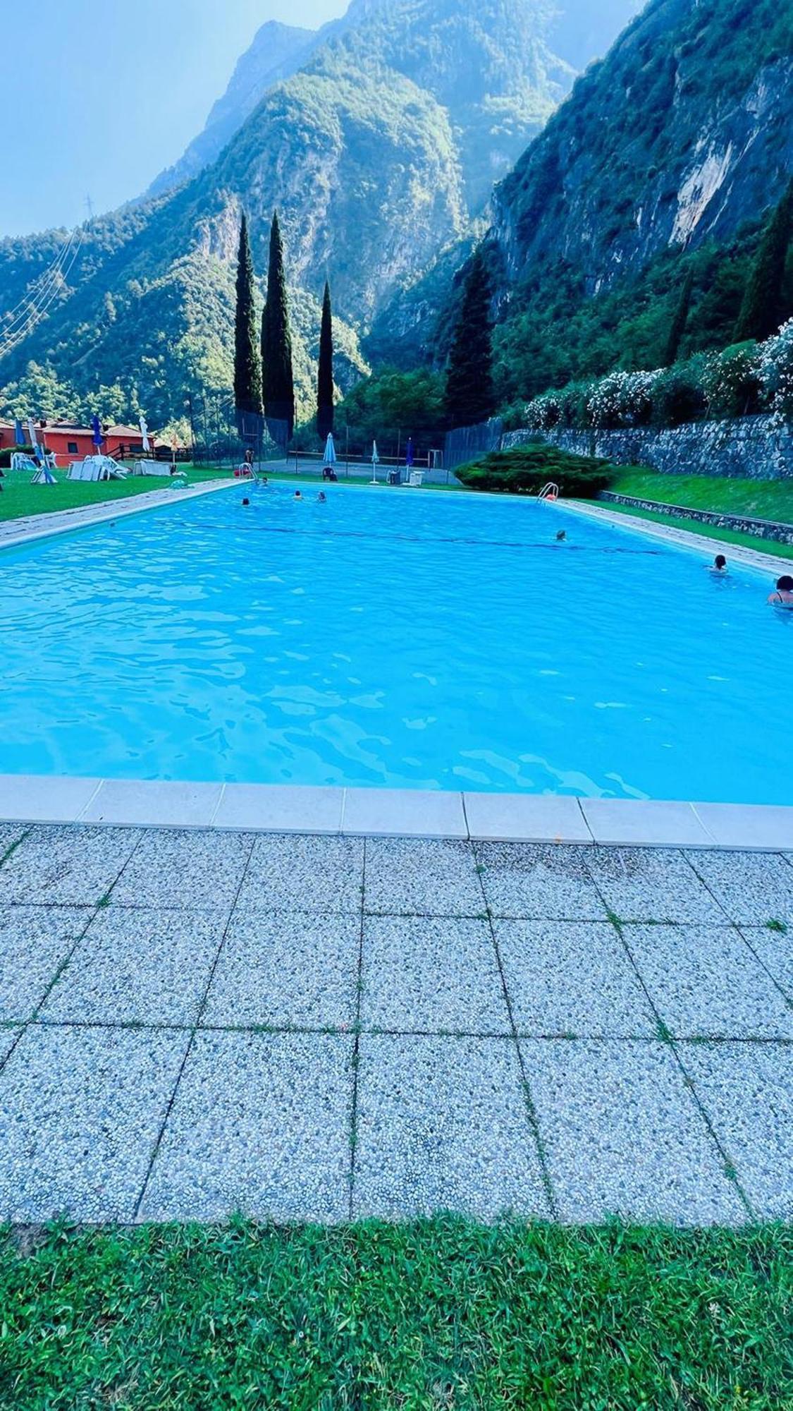 Casa Sara With Swimming Pool Apartamento Riva del Garda Exterior foto